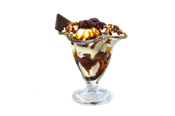 Мороженое «Вишня в карамели»